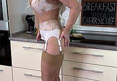 breakfast time with cherrylcolle, she's so sexy