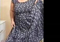 Chubby busty wife fingers her fat pussy solo in homemade video