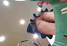 cazador de culos milf mexicana en el supermercado