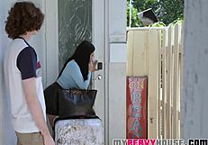 what's this quickie vacation with stepmom all about?