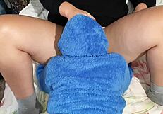 My Girlfriend Eats My Wet Throbbing Pussy Hotly - Girls Fly Orgasm!