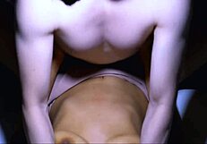 La madrastra y el infiel se encontraron a solas