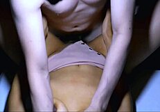 La madrastra y el infiel se encontraron a solas