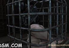 मुंह बंद बंधी गुलाम को वाइब्रेटर और खिलौनों से जोरदार मजा दिया BDSM में 😈