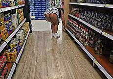 Venezuelan Hotwife Flashing Her Big Ass In A Supermarket In Medellin Colombia Cuckold Filming