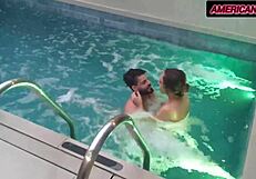 took the woman to the motel to relax, arriving there she wanted to fight but after a good time in the pool she became calm