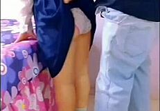 Par De Alumnos Mexicanos Calenturientos � No Tienen Para Condones Mucho Menos Para Motel �cogen En La Sala Con La Familia De La Morra Alado