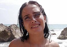 Fucking Stepsister On Beach With Bathers Watching