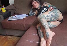 i choose intimacy over video game with him