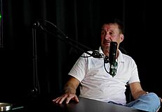 O Cu É Uma Fruta Gostosa, Gosta De Bater. Assistiu O Filme Da Filha, O Neto Poderia Trabalhar De Outras Maneiras E O Fetiche E A Loucura - Carlos Urach Watch On Sheer Red