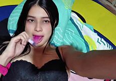 Actriz porno yuliethgomez muestra cositas casero real