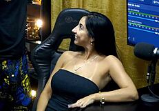 ruan checks if renatinha mello is without panties delicious chemistry in this episode - podcast pupum no barraco