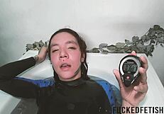 Skinny Sattira Xunderwater Bathtub Spandex Sexy Day