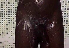 quick masturbation round before shower!
