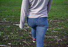 Milf With Phat Ass Teases Outdoors In Tight Jeans