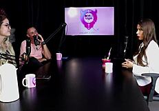 wanna see me dominate him dressing as woman in fetish game?