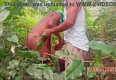 कर्वी ब्लोंड बॉम्बशेल चाटी और गीली चूत ऑर्गेज्म तक राइड की जाती