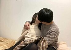 Sweet deep kisses lead to cozy bed hentai play on period day