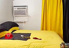 बड़े चुचे वाली ब्रूनेट राइली जैकब्स रोम मेजर्स के मोटे लंड को गले तक चूसती गीली सवारी