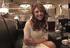 हे क्यूट जापानी बेब रिनो मिजुसावा हार्ड लंड पर काउगर्ल राइड कम मुंह भर