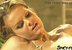 bodybuilder unloads facial cumshot on blonde amateur face retro