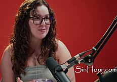 omg, isn't cute curly brunette nerd leana lovings the prettiest glasses-wearing pornstar ever?!