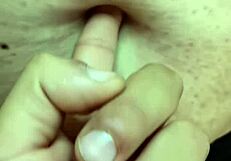 Milf's navel gets detailed fetish massage and exploration up close