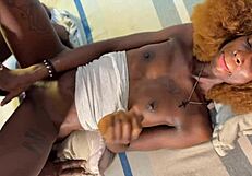 Black babe hooks up with thug