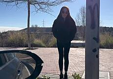 सड़क पर अजनबी हॉट बेब को DP एनल थ्रीसम क्रिम्पाई