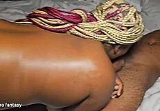 हाउस बॉय ने ऑयल मसाज के बाद मैडम की कसी चूत मोटे लंड से भरी, वो गिड़गिड़ाई