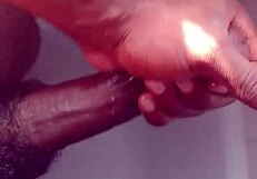 i skeet hard in the shower on my big black tits