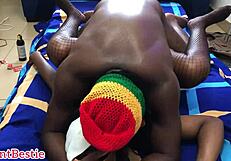 होममेड जोड़ी मॉन्स्टर काले लंड से डीप मिशनरी में सिसकारियां भर रही