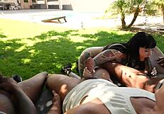 poolside cash sex turns into wild double vaginal for tiffany