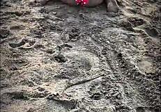 desconocida en playa me mama verga y folla publico hasta cubierto de leche