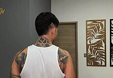 Hermanastro spies me masturbating then fucks my big ass pussy deep Salomé Gil