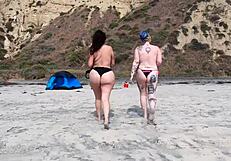 Latina Hotwife's First Girl-on-Girl Lick Fest Teases Her Limits?