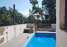 Putinha Flashes Pedreiro by Pool He Jerks Cum All Over Her