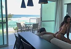 cheguei da praia MOLHADA de tesão e GOZEI gostoso no pau do bandido!!