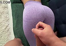 stepsister's leggings beg for my hot cumshot load
