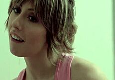 Nympho niece Daphne Dare craves hardcore pounding now