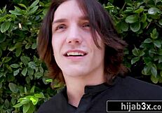 i'm a young hot indian muslim craving big hard white dick adventure